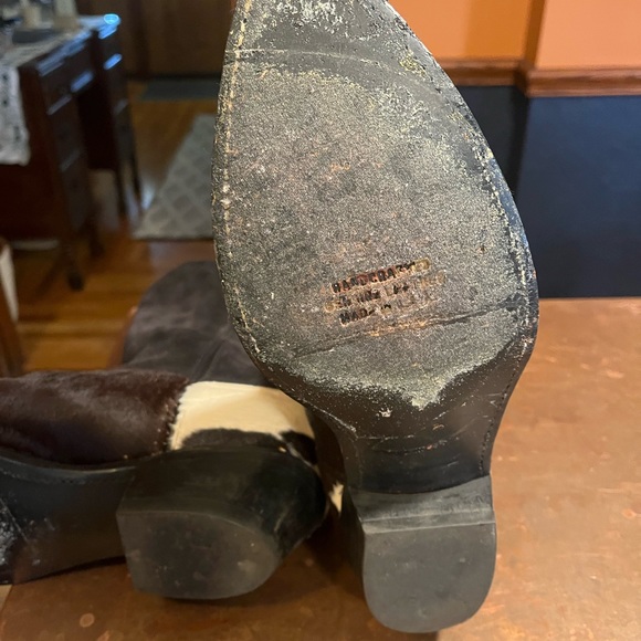 Cowhide cowboy boots - Picture 12 of 14